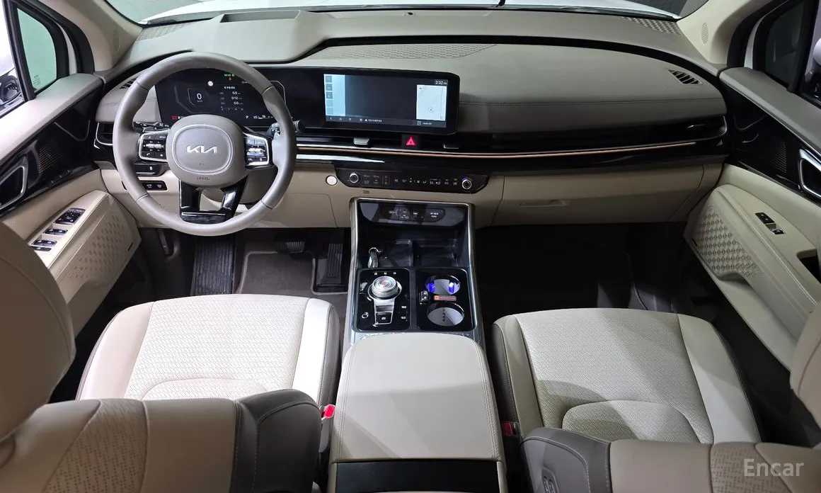 Фото 7 - Kia Carnival