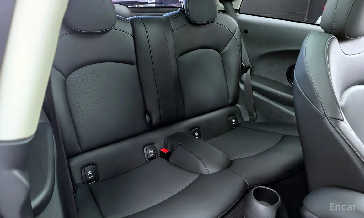 Фото 12 - Mini Cooper