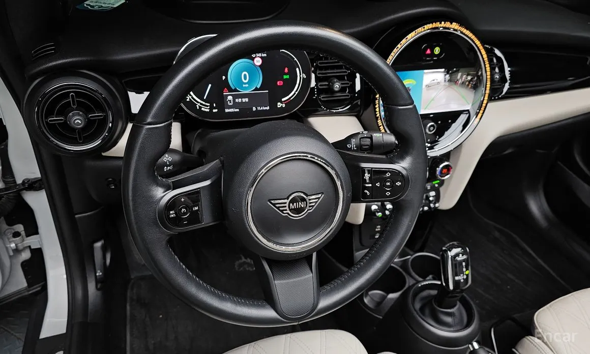 Фото 13 - Mini Cooper Convertible