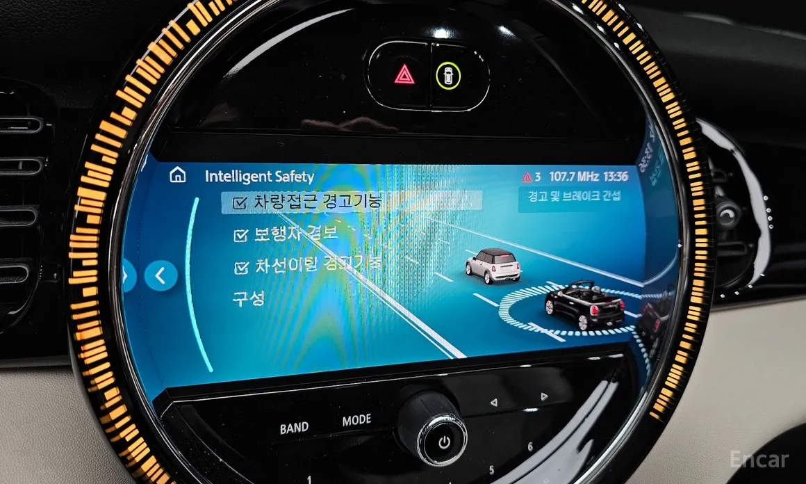 Фото 16 - Mini Cooper Convertible