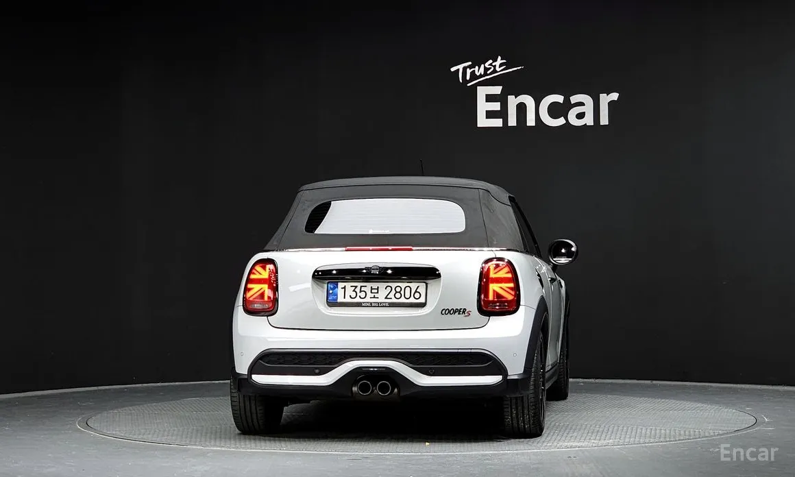 Фото 4 - Mini Cooper Convertible