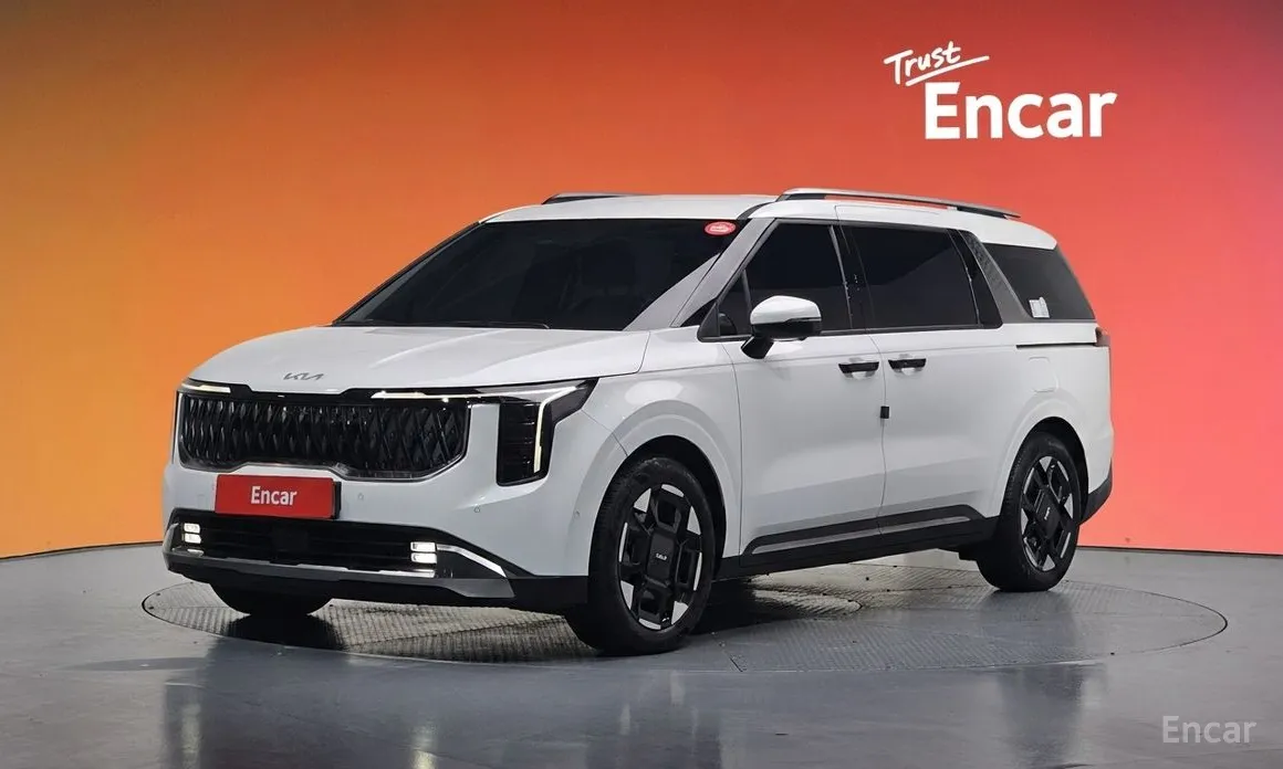 Фото 1 - Kia Carnival