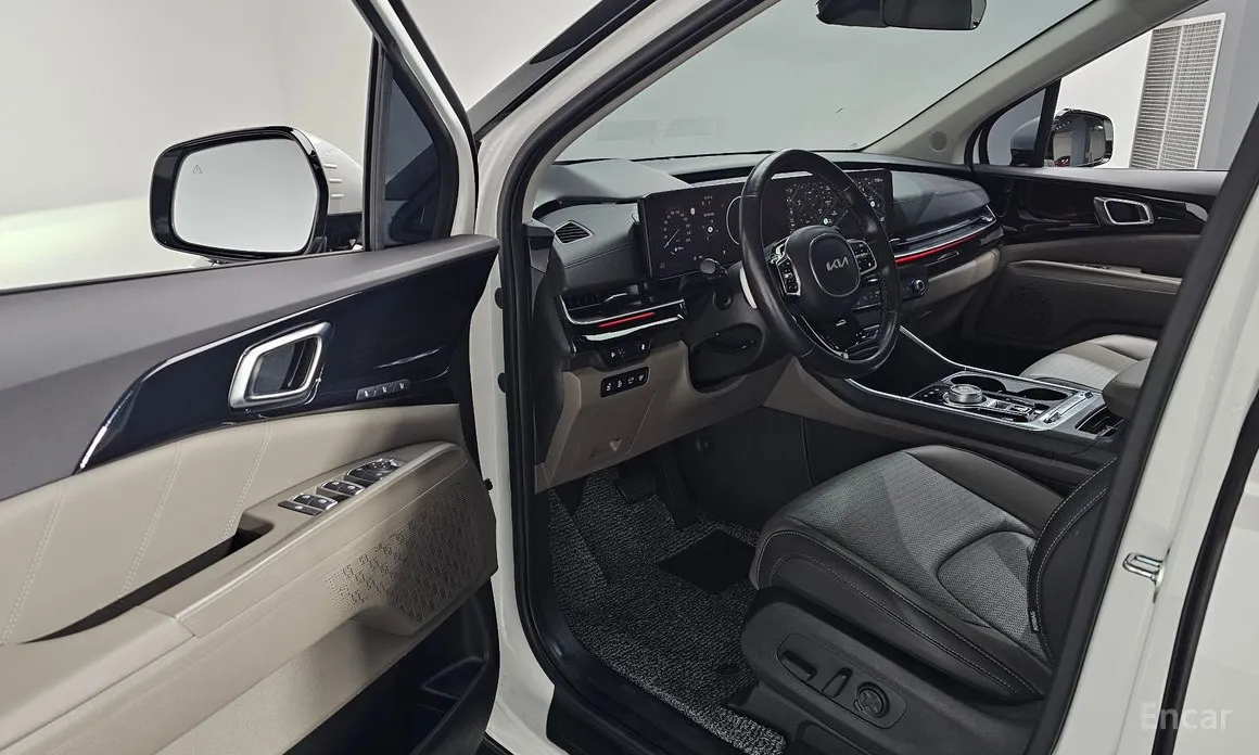 Фото 11 - Kia Carnival