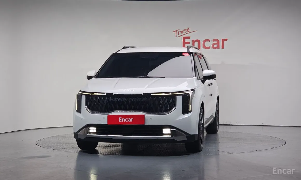 Фото 3 - Kia Carnival