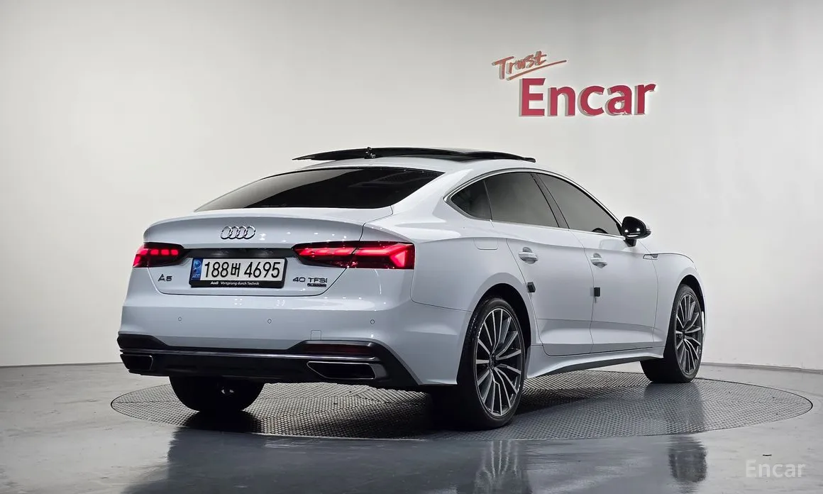 Фото 2 - Audi A5