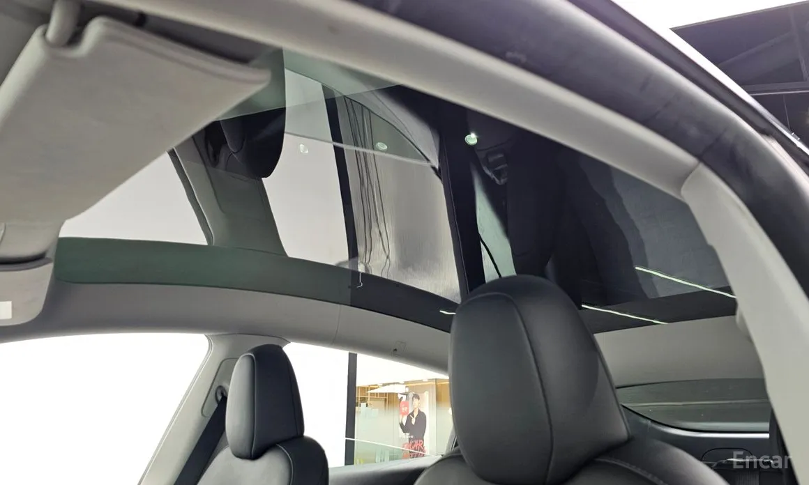 Фото 17 - Tesla Model Y