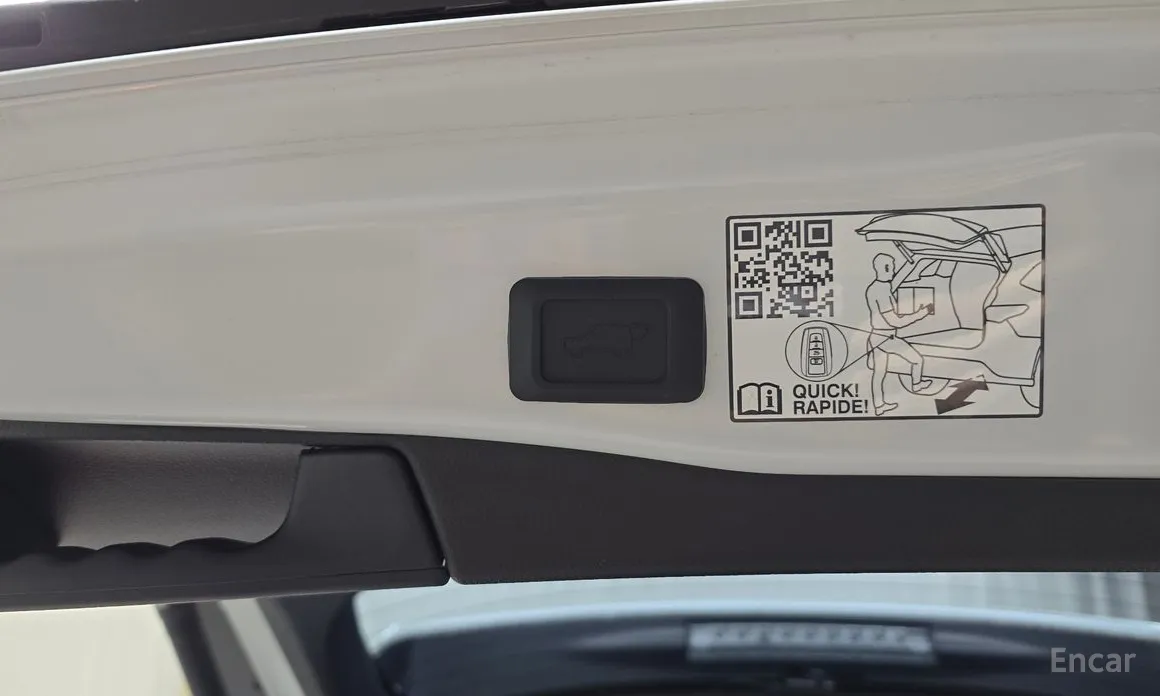 Фото 20 - Toyota RAV4