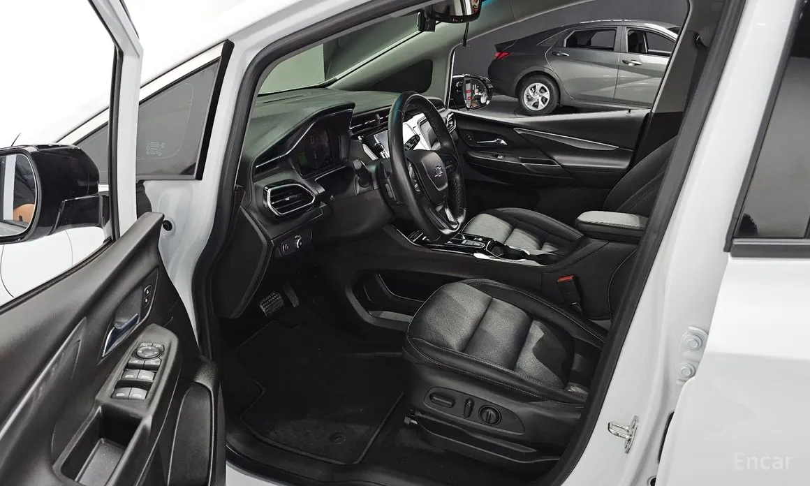 Фото 11 - Chevrolet Bolt EV