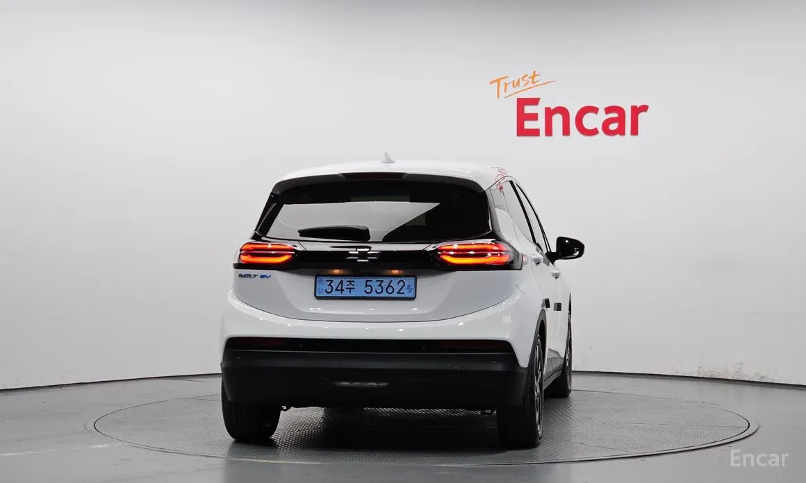 Фото 4 - Chevrolet Bolt EV