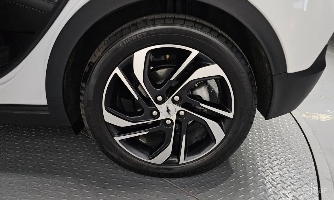 Фото 5 - Chevrolet Bolt EV