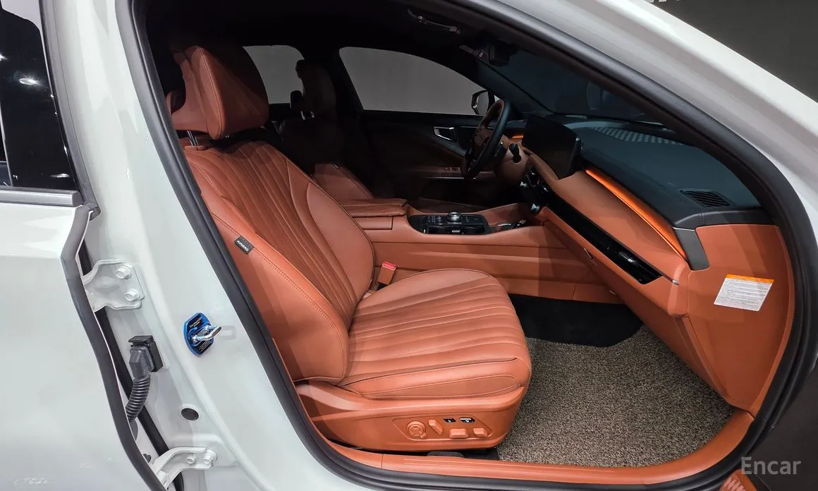 Фото 10 - Kia K8