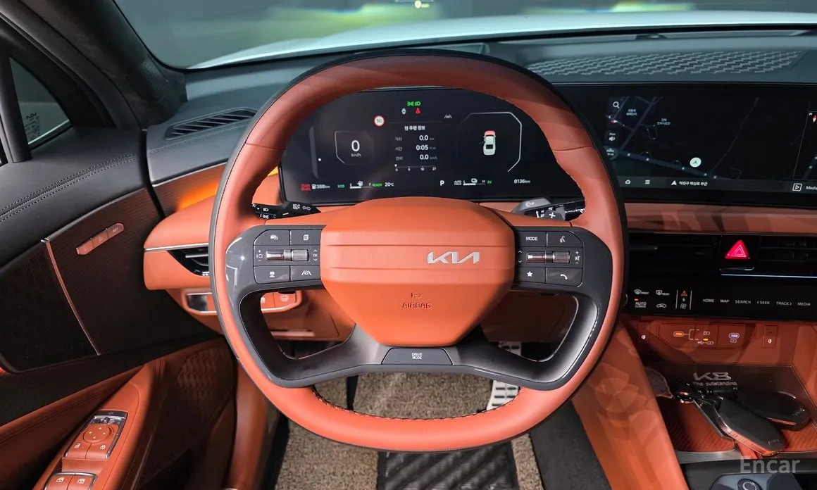 Фото 14 - Kia K8