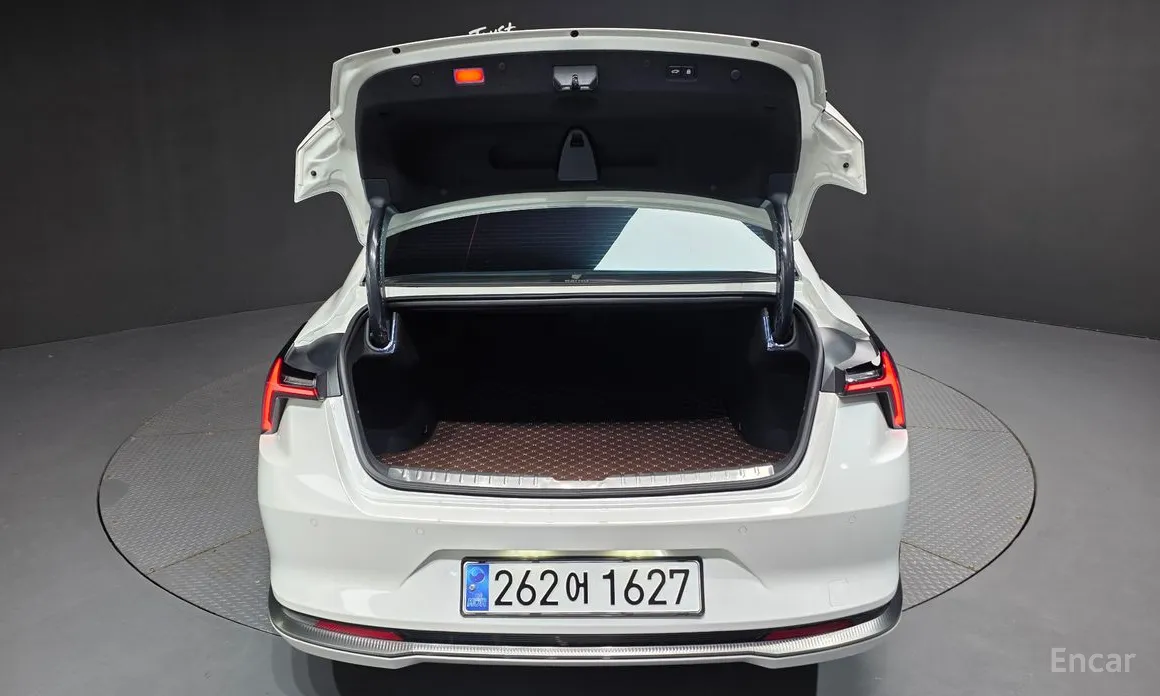 Фото 20 - Kia K8