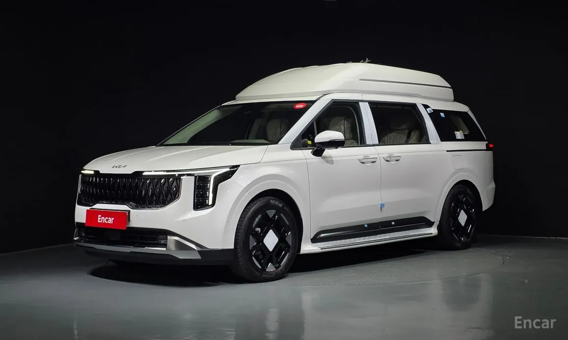 Фото 1 - Kia Carnival