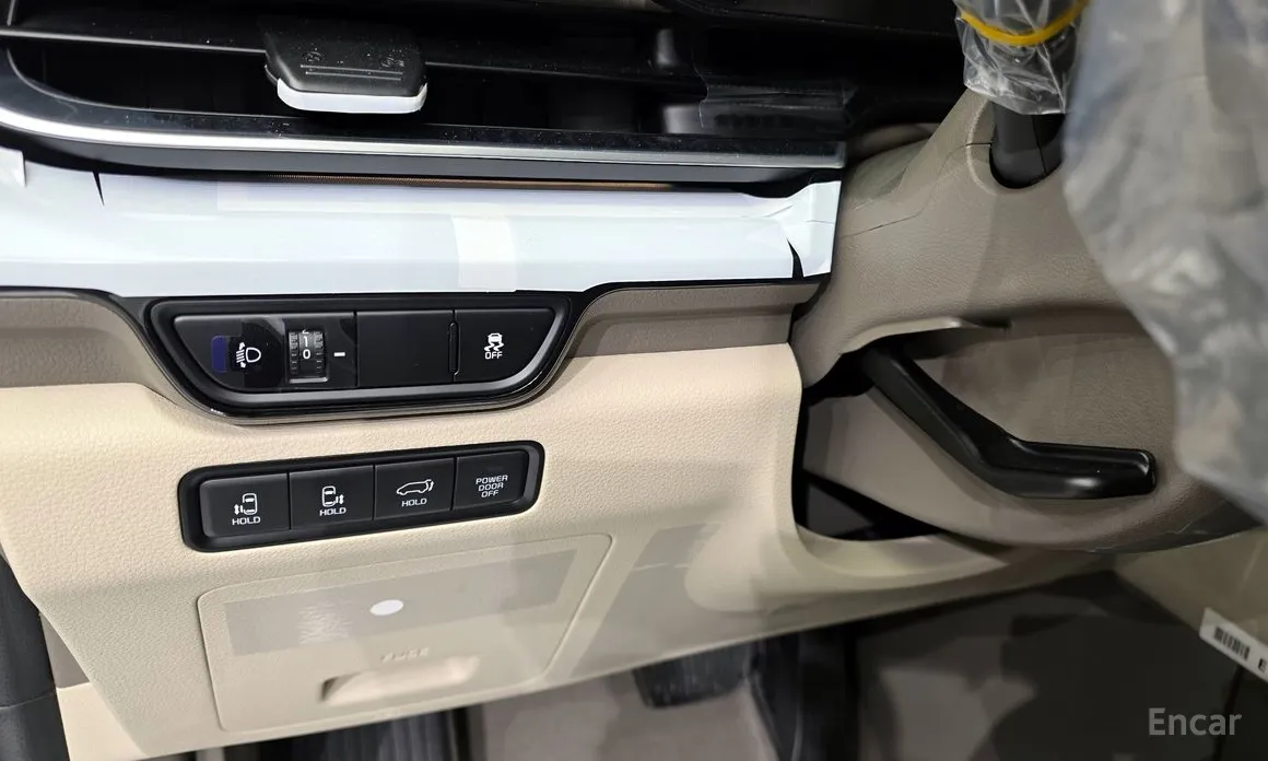 Фото 17 - Kia Carnival