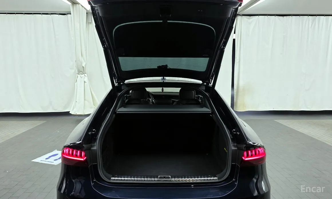 Фото 20 - Audi A7