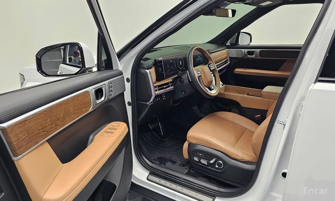 Photo 10 - Hyundai Santa Fe