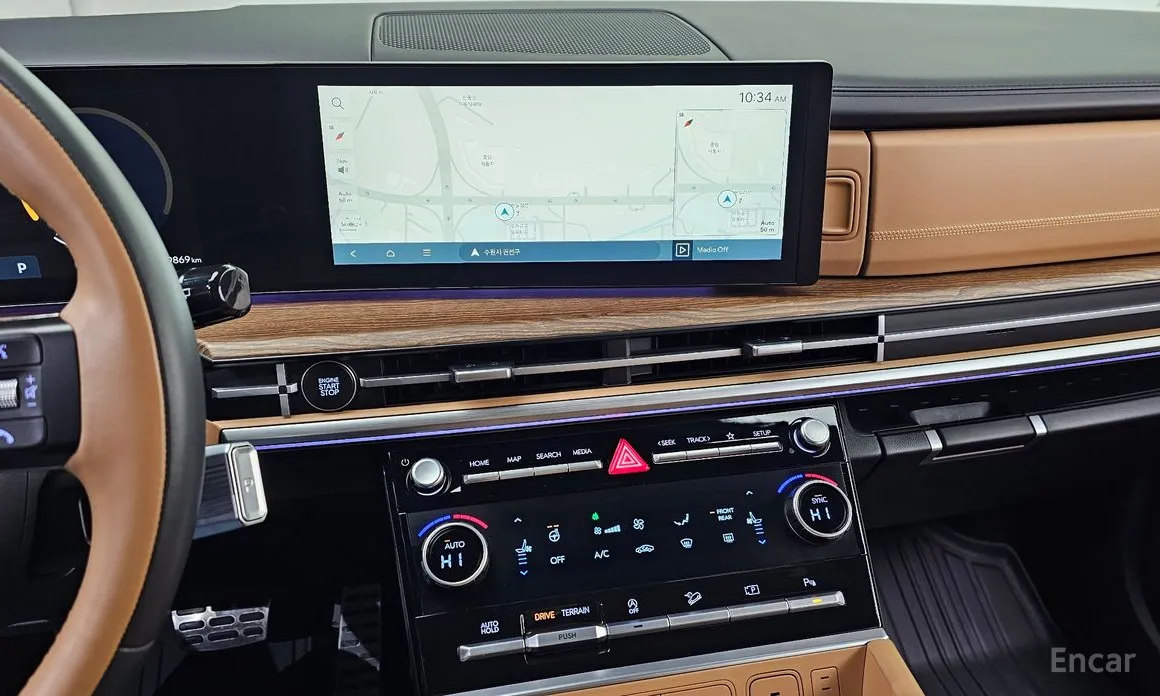 Photo 14 - Hyundai Santa Fe