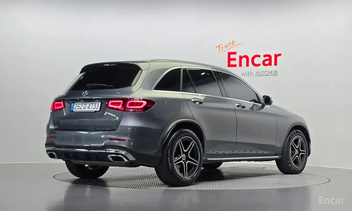 Photo 2 - Mercedes-Benz GLC-Class