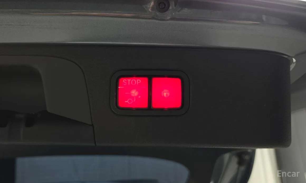 Photo 20 - Mercedes-Benz GLC-Class