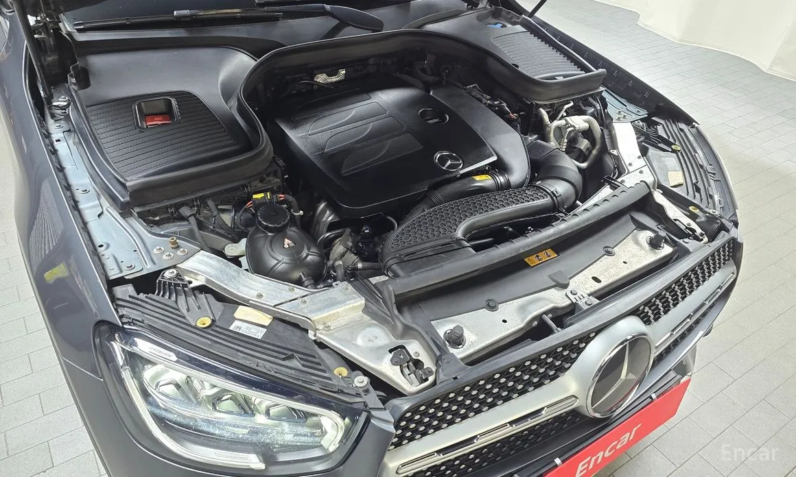 Photo 6 - Mercedes-Benz GLC-Class