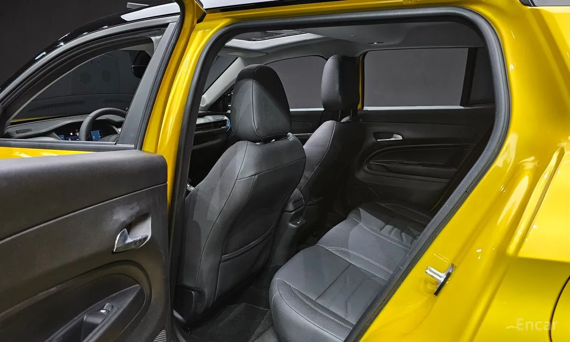 Фото 12 - Jeep Avenger