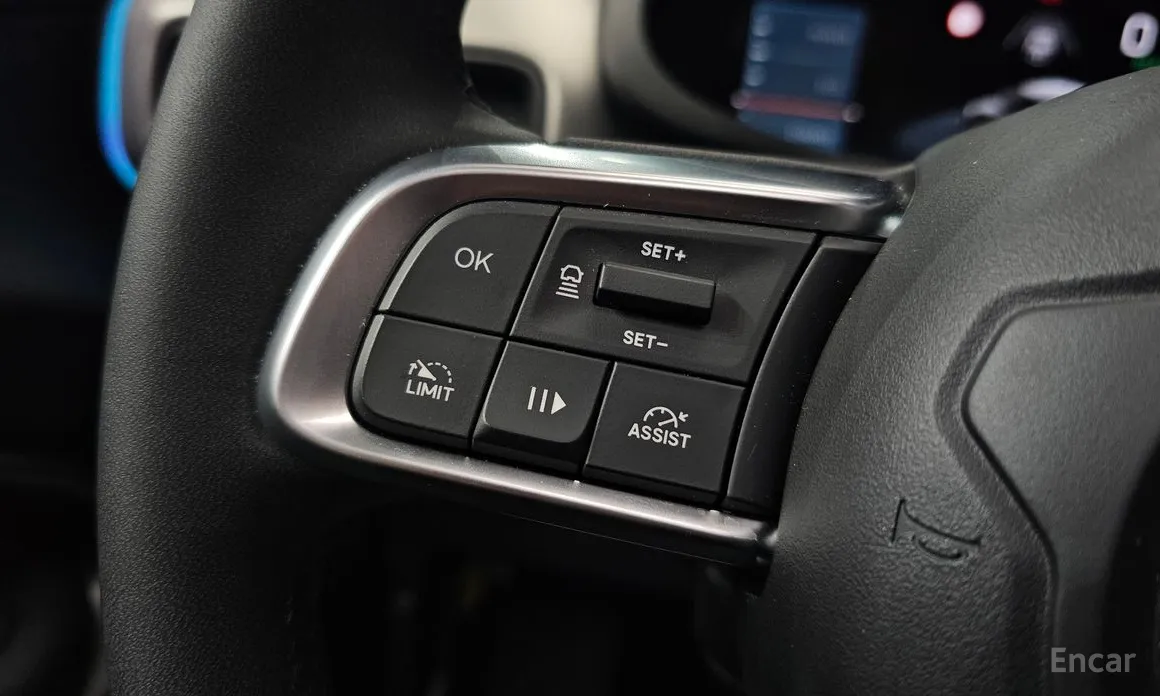 Фото 18 - Jeep Avenger