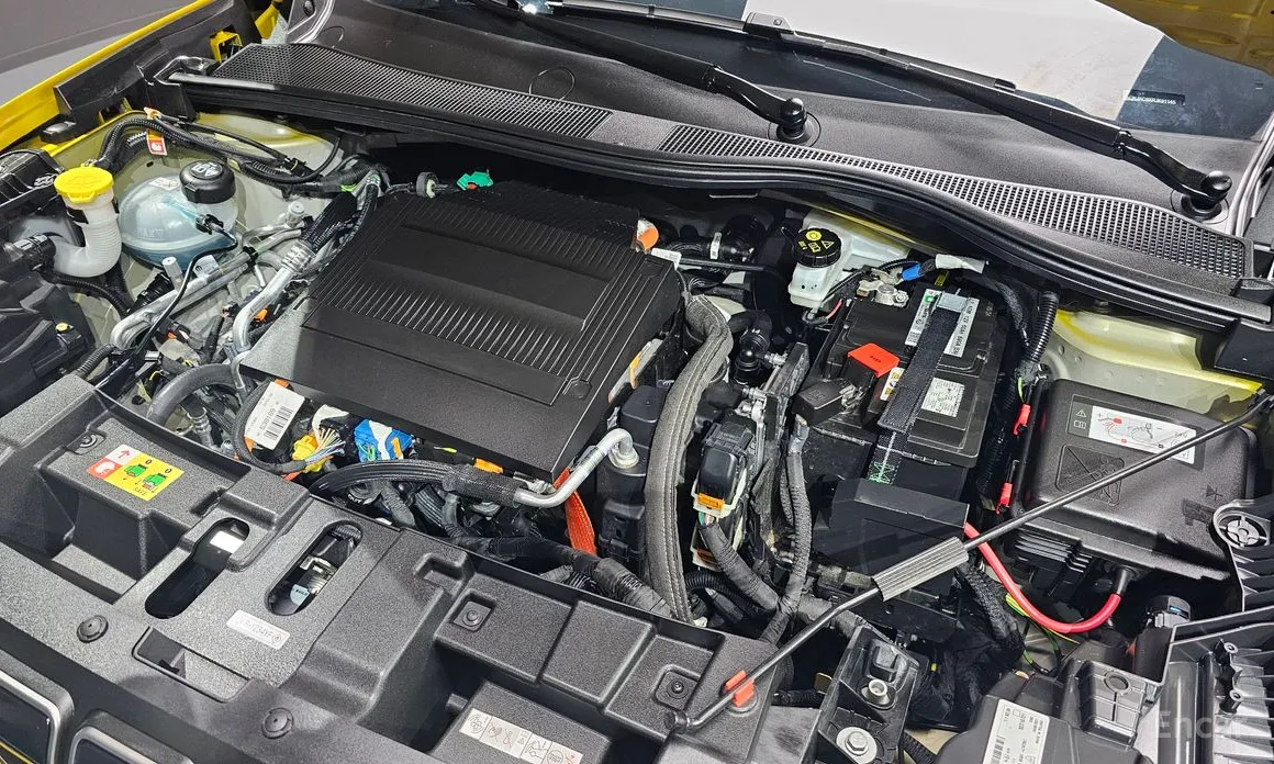 Фото 6 - Jeep Avenger