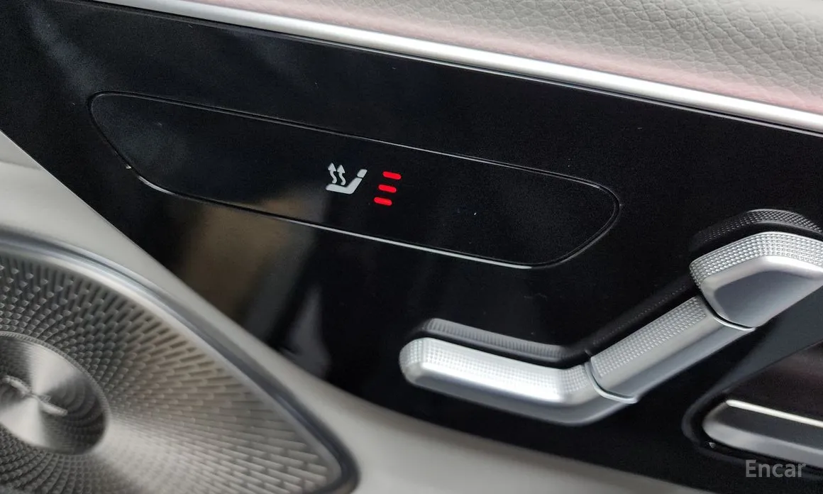 Фото 18 - Mercedes-Benz EQS