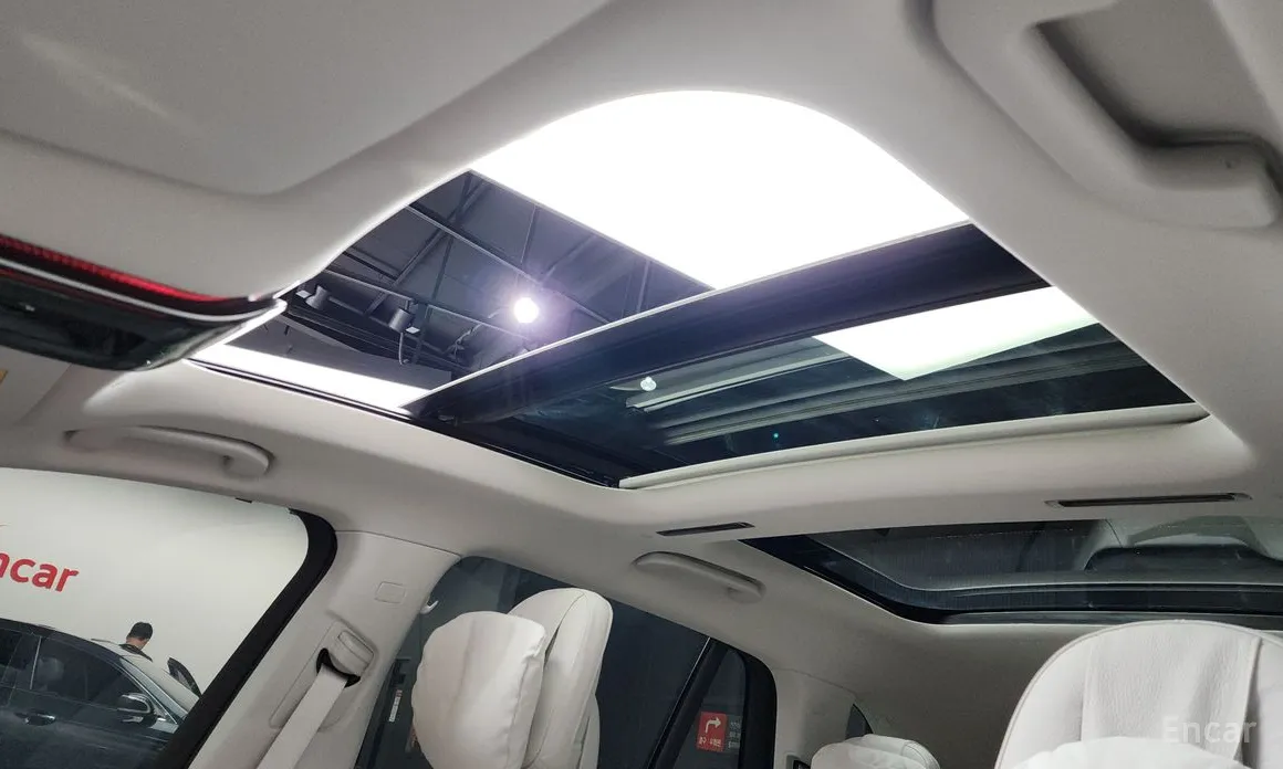 Фото 19 - Mercedes-Benz EQS