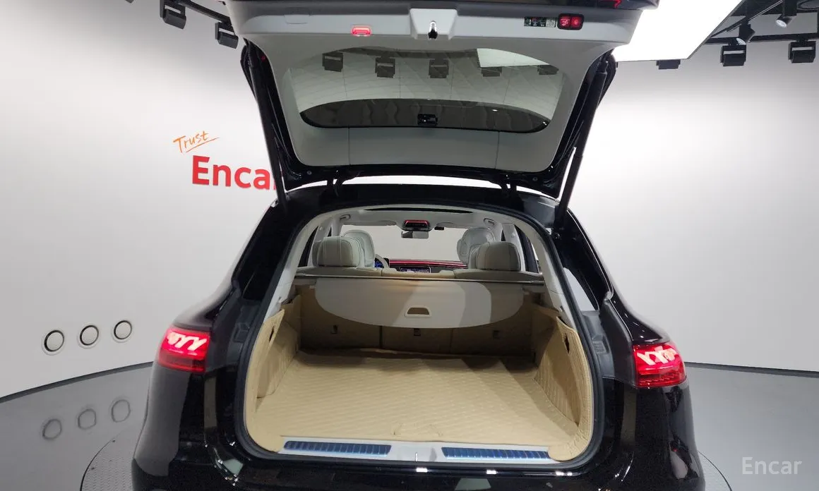 Фото 20 - Mercedes-Benz EQS