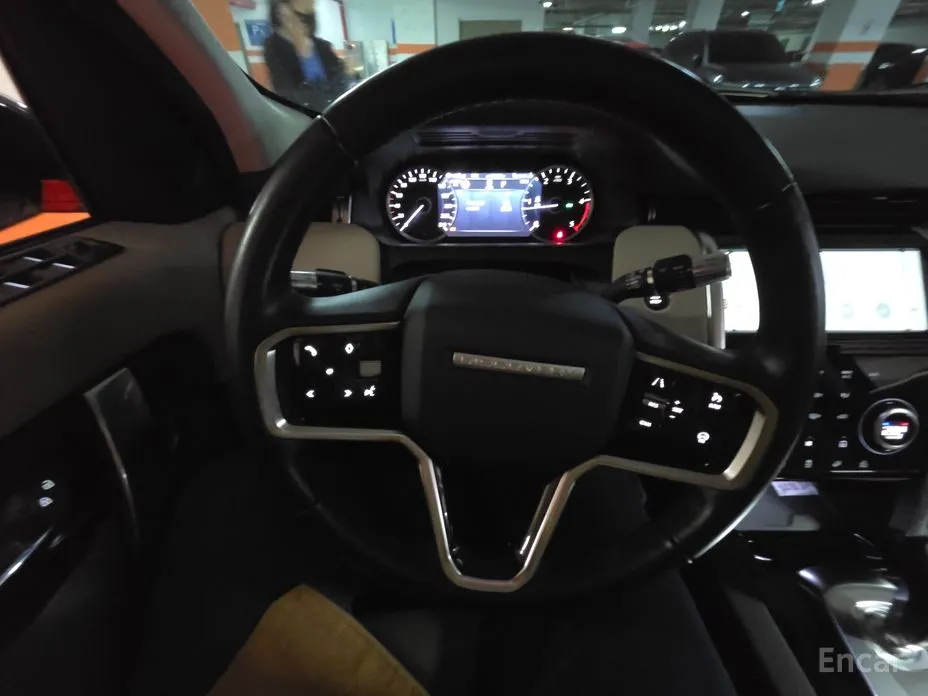 Фото 11 - Land Rover Discovery Sport