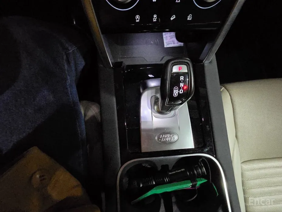 Фото 14 - Land Rover Discovery Sport