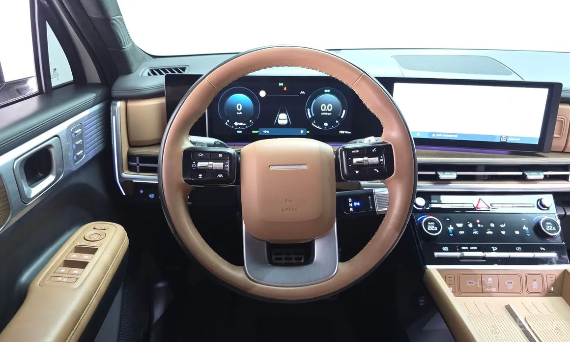 Фото 13 - Hyundai Santa Fe