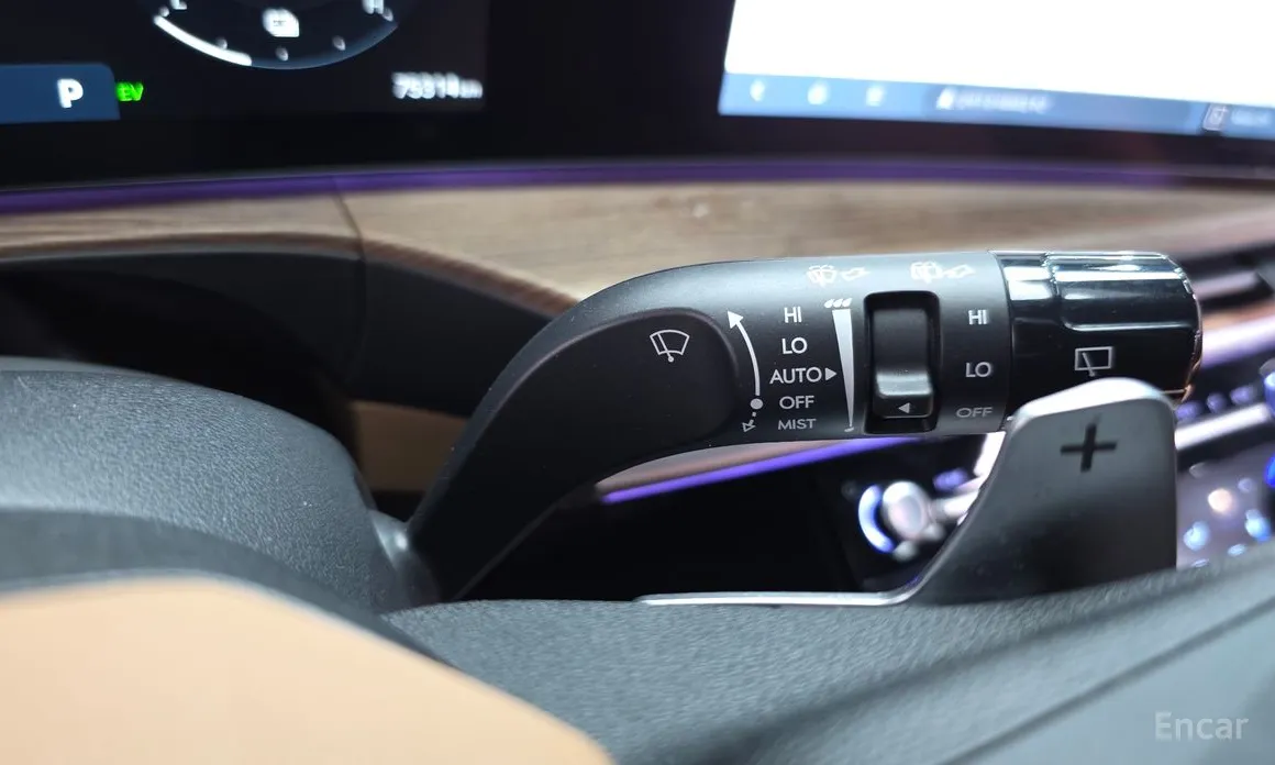 Фото 17 - Hyundai Santa Fe