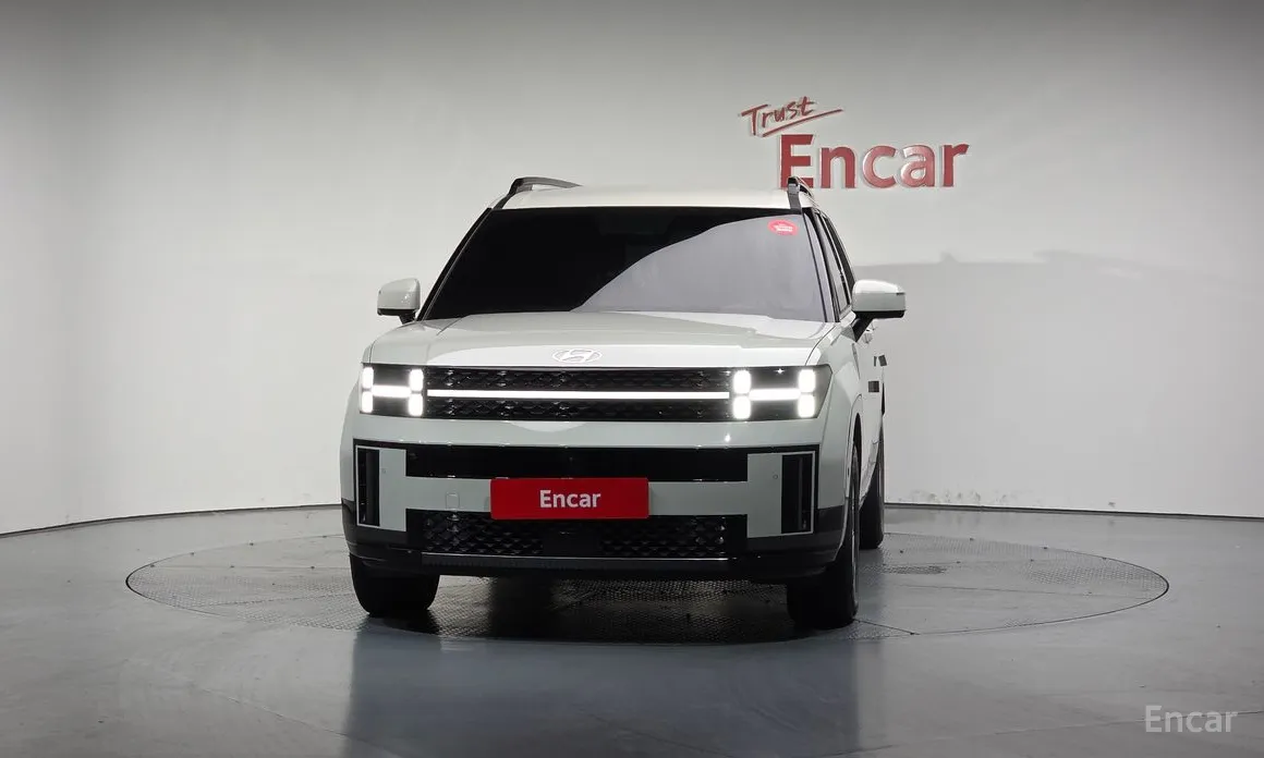 Фото 3 - Hyundai Santa Fe