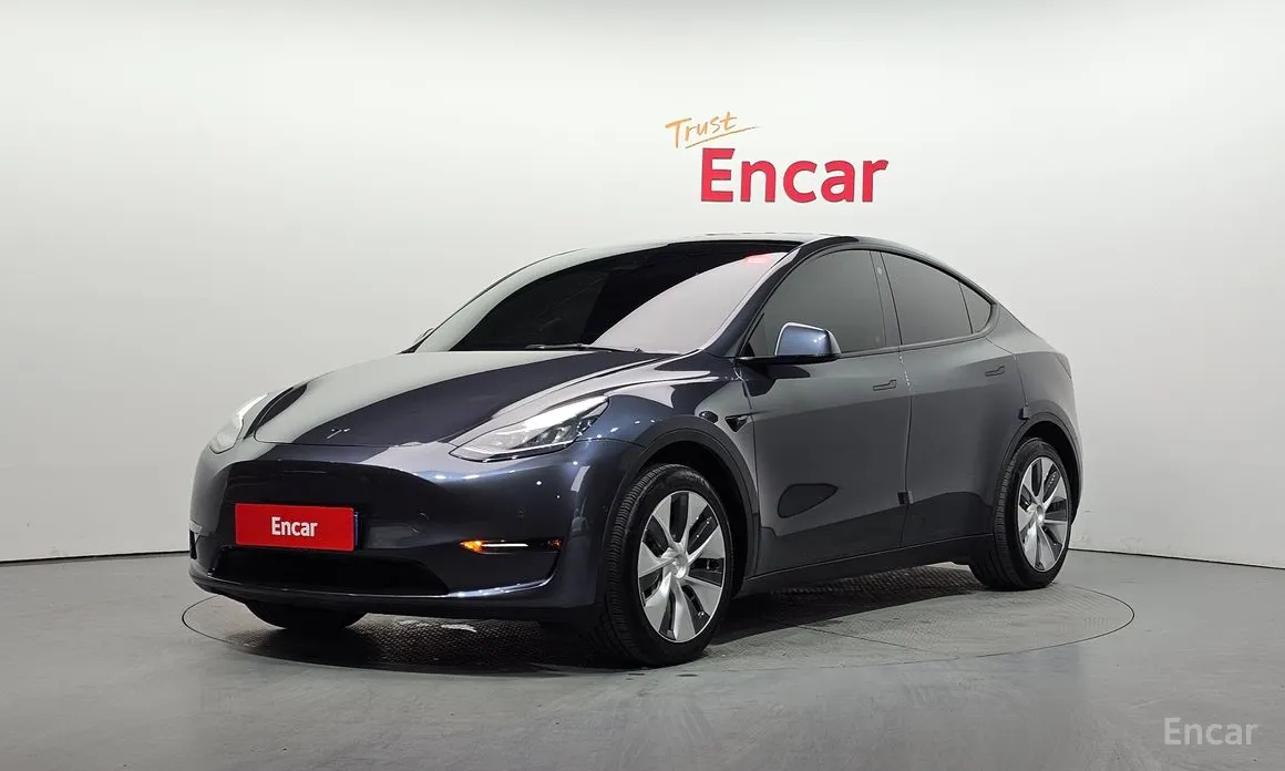 Фото 1 - Tesla Model Y