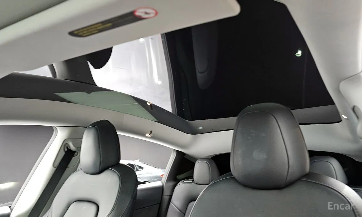 Фото 18 - Tesla Model Y