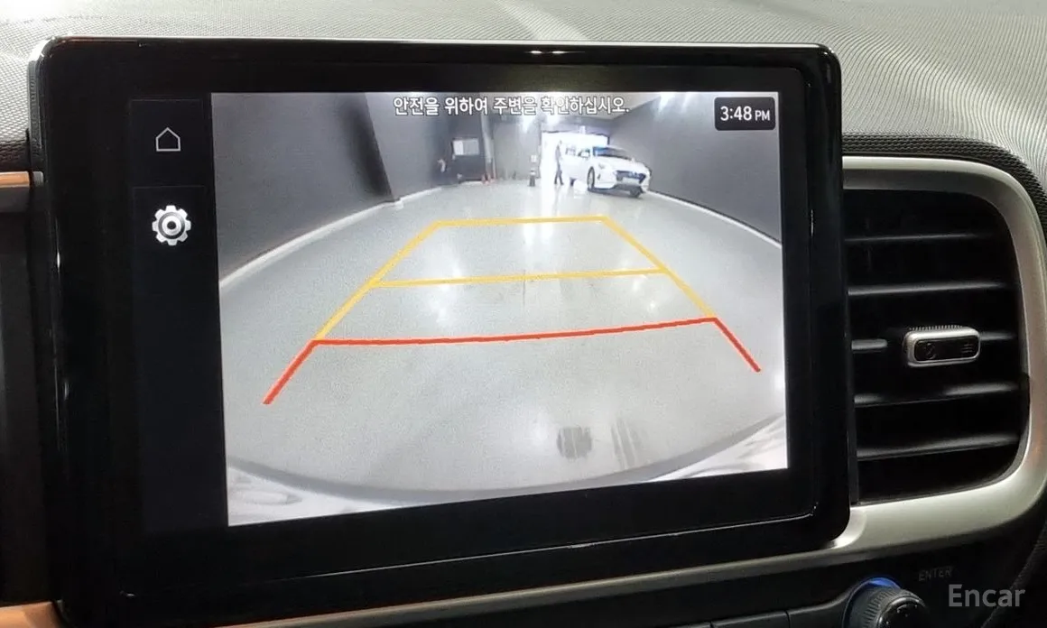 Фото 14 - Hyundai Venue