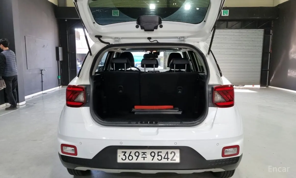 Фото 18 - Hyundai Venue