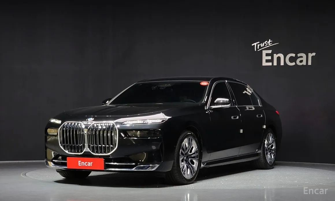 Фото 1 - BMW 7 Series