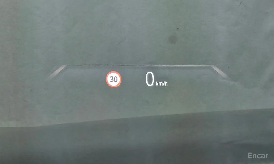 Фото 17 - BMW 7 Series