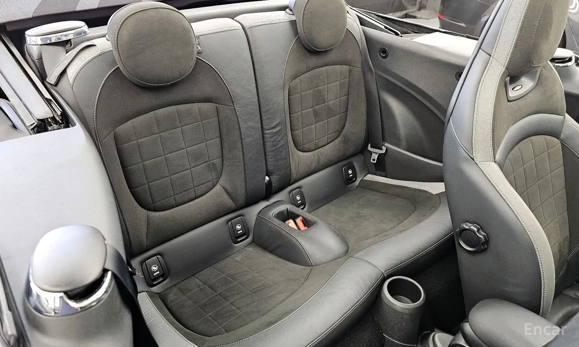 Фото 12 - Mini Cooper Convertible