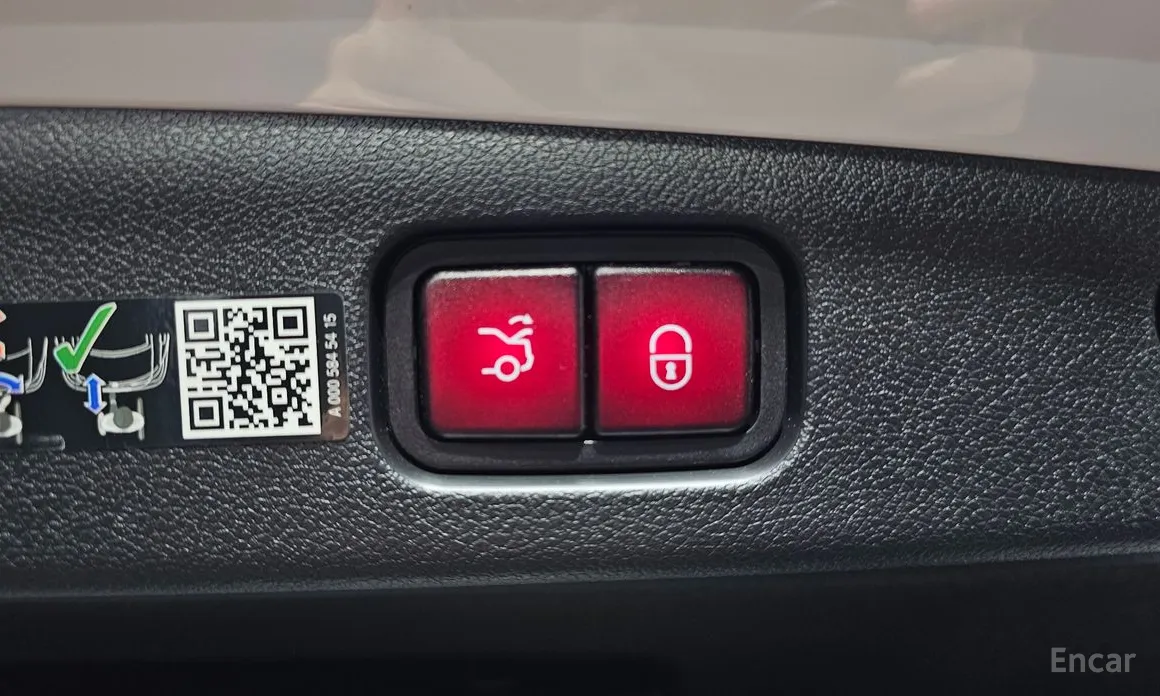 Фото 20 - Mercedes-Benz E-Class