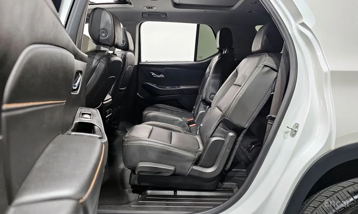 Фото 12 - Chevrolet Traverse