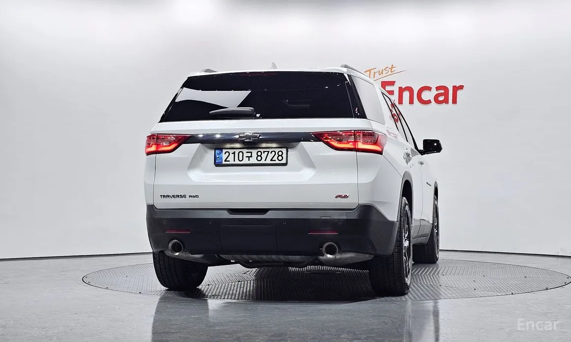 Фото 4 - Chevrolet Traverse