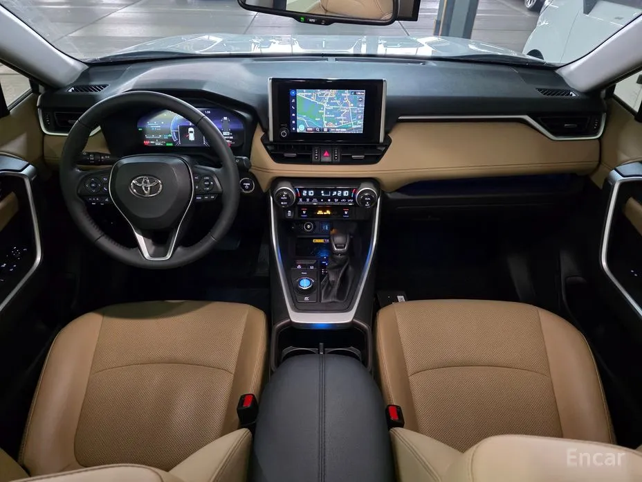 Фото 7 - Toyota RAV4