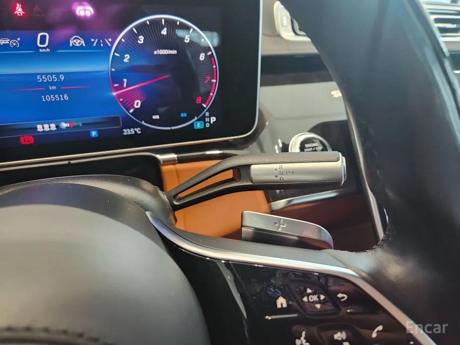 Фото 9 - Mercedes-Benz S-Class