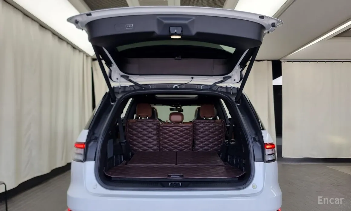 Фото 20 - Lincoln Aviator