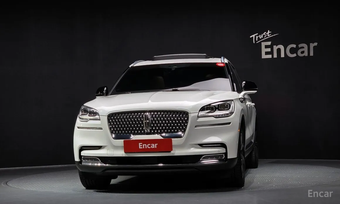 Фото 3 - Lincoln Aviator